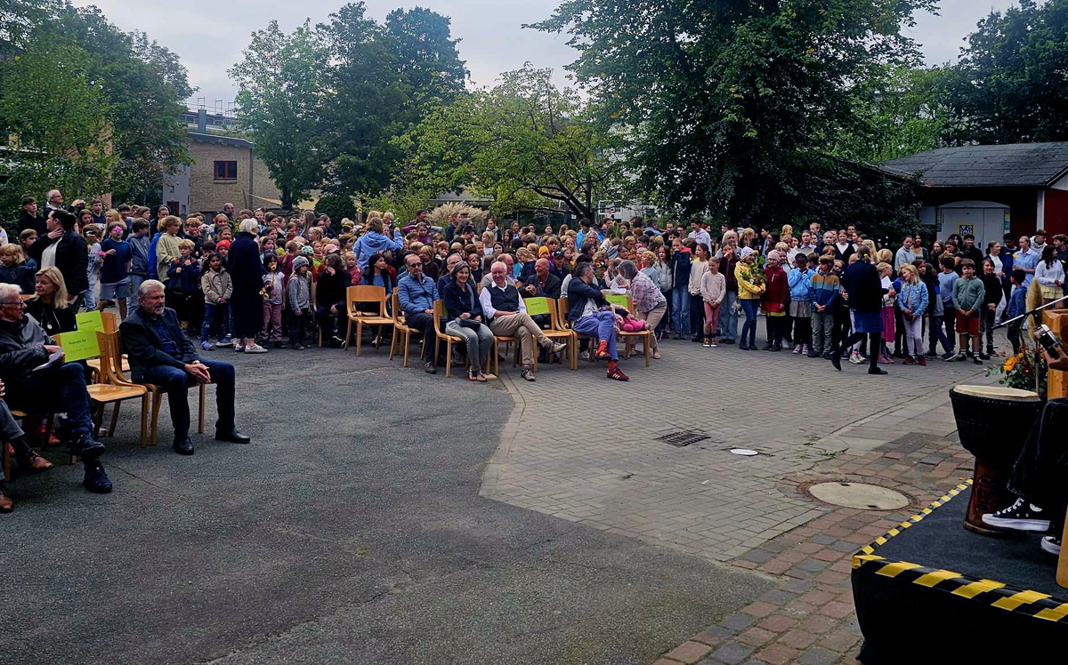 Thomas Schramm, Geschäftsführer, Rudol-Steiner-Schule, Am Brink, Bergedorf, Waldorfschule, Bezirk Bergedorf, Verabschiedung, Ruhestand, 2024