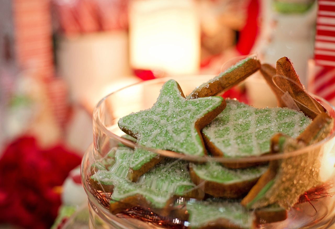 Plätzchenbacken, gegen Einsamkeit, Bergedorf-Bille-Stifung, Vorweihnachtszeit, Bergedorf, Bezirk Bergedorf, Hamburg