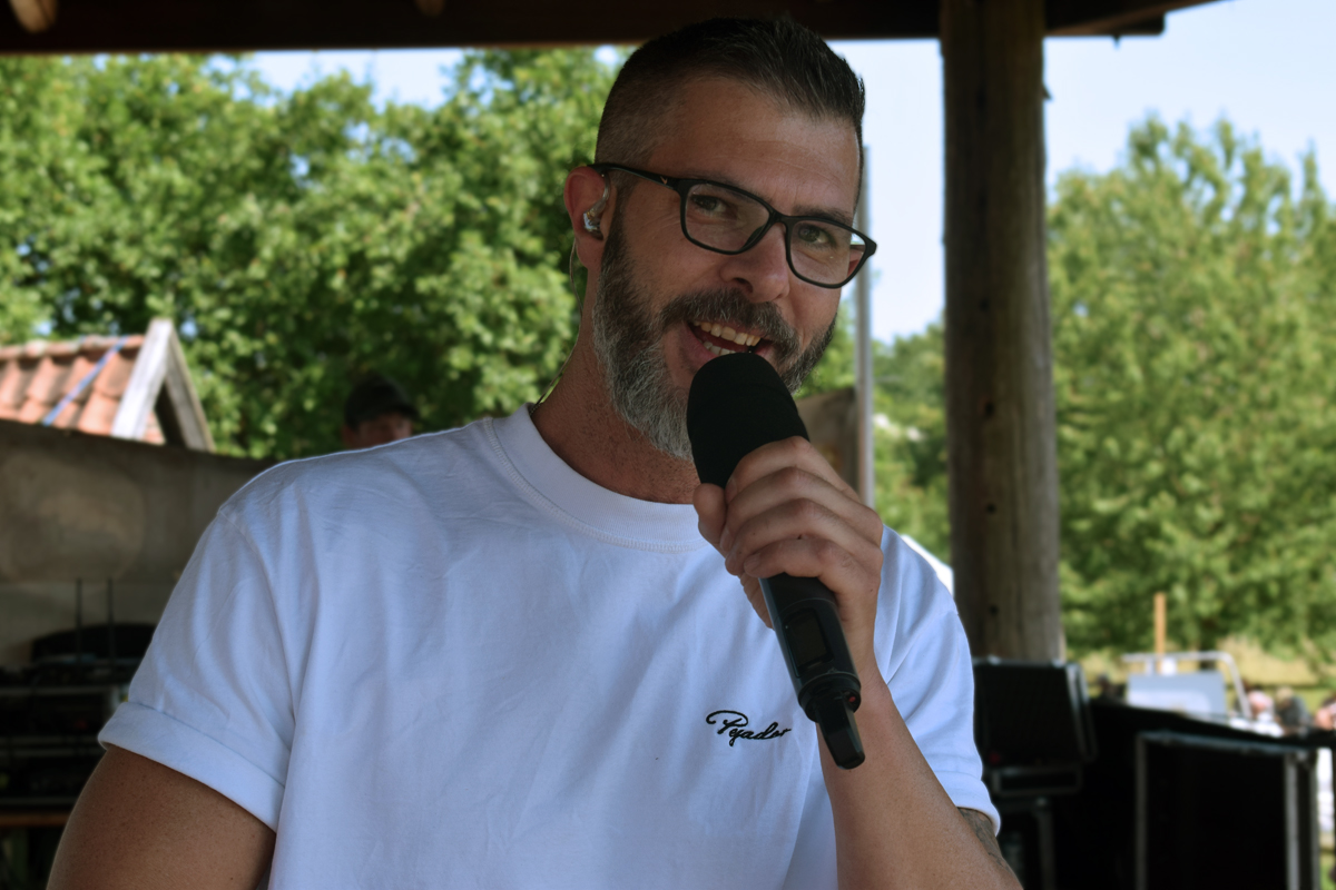 Jonni Hamburg, Deutsch-Pop, Schlagerstar, Sänger, Musiker, Vierländer Erdbeerfest, neue single, Diese Nacht, Hamburg, Bergedorf, Vier- und Marschlande