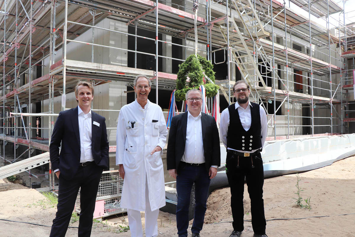 Neubau, Notfallzentrum, Bettenerweiterung, Kapazität, Krankenhaus Reinbek, St. Adolf-Stift, 48 Millionen, Richtfest