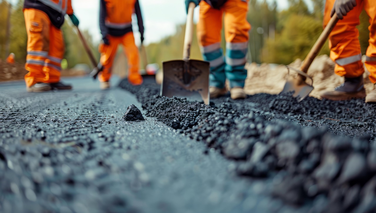 Justus-Brinckmann-Straße, Bergedorf, Fahrbahnsanierung, Sperrungen, Asphaltdecke, Erneuerung, Hamburg, Bezirk Bergedorf