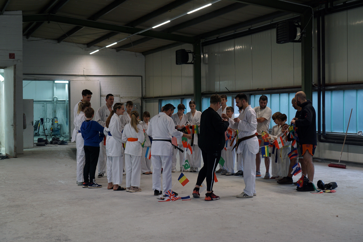 Atlas Sport Club, Brookkehre, Bergedorf, Dojo, Kampfsport, Verein, Karate, Kickboxen, Jung, Alt, Anfänger, Fortgeschrittene, Lass machen, Geld fürs Quartier, MOPO, Volksbank