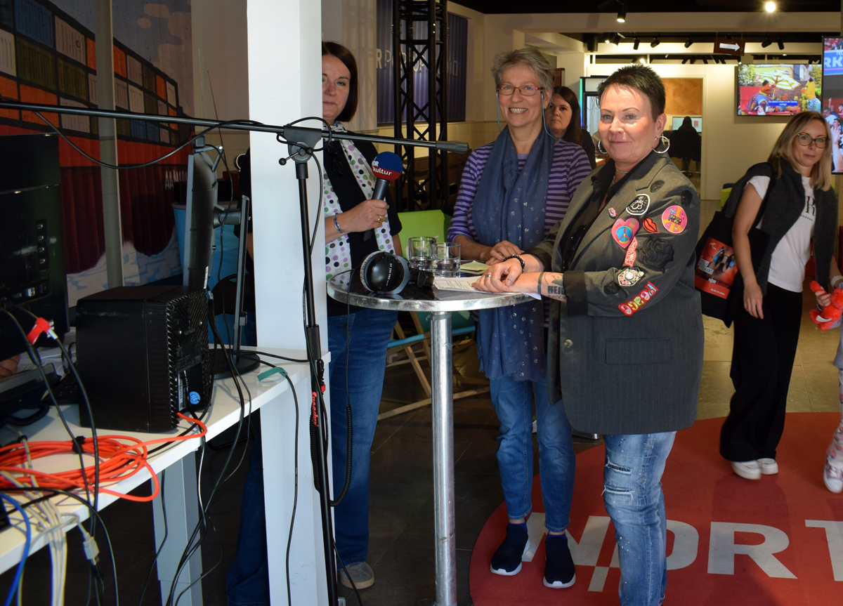 NDR, Pop-up Studio, Bergedorf, Live-Sendung, NDR Kultur, Der Nachmittag, Hamburg, Stickclub, Die NAdeligen