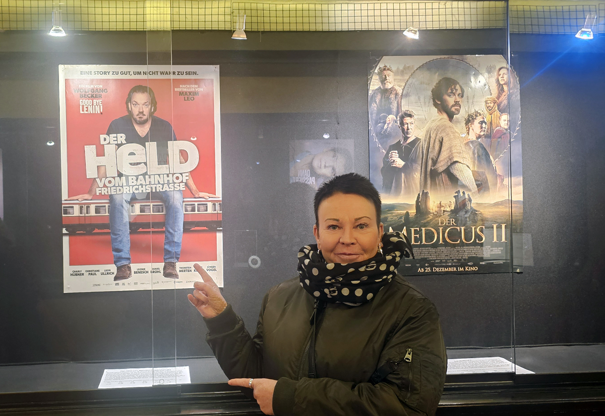 Der Held vom Bahnhof Friedrichstrasse, Kinofilm, Charly Hübner, Christiane Paul, Schauspieler, Schauspielerin, Komödie, Wolfgang Becker, Hamburg