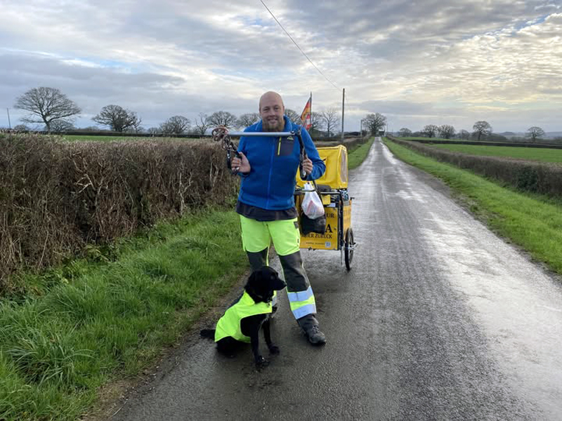 Mütze On Tour, Alternativ-Reisender, Steinkirchen, 20.000 km, zu Fuß, per Rad, Europa, Etappeneinlauf, Bergedorf, Lotta