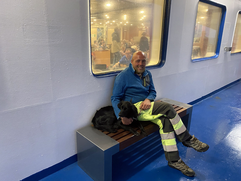 Mütze On Tour, Alternativ-Reisender, Steinkirchen, 20.000 km, zu Fuß, per Rad, Europa, Etappeneinlauf, Bergedorf, Lotta