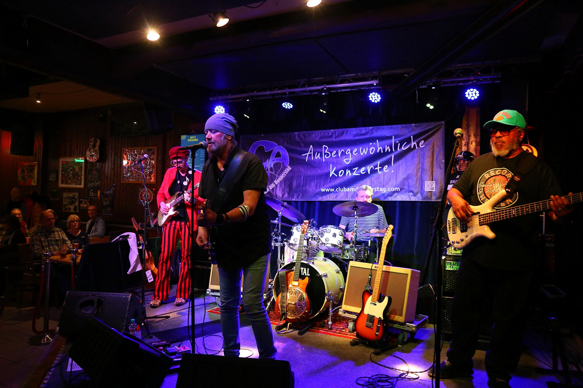 The Hamburg Blues Band, Will Wilde, Krissy Matthews, Tour, Konzert, Hamburg, Bergedorf, Roots Blues, Club am Donnerstag