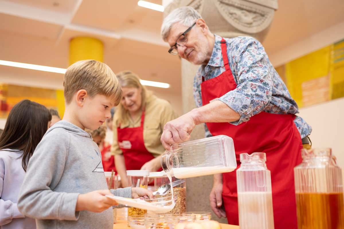 brotZeit, Frühstückshelfer gesucht, Grundschule Friedrich-Frank-Bogen, Nettelnburg, Bergedorf, Frühstück für alle Kinder