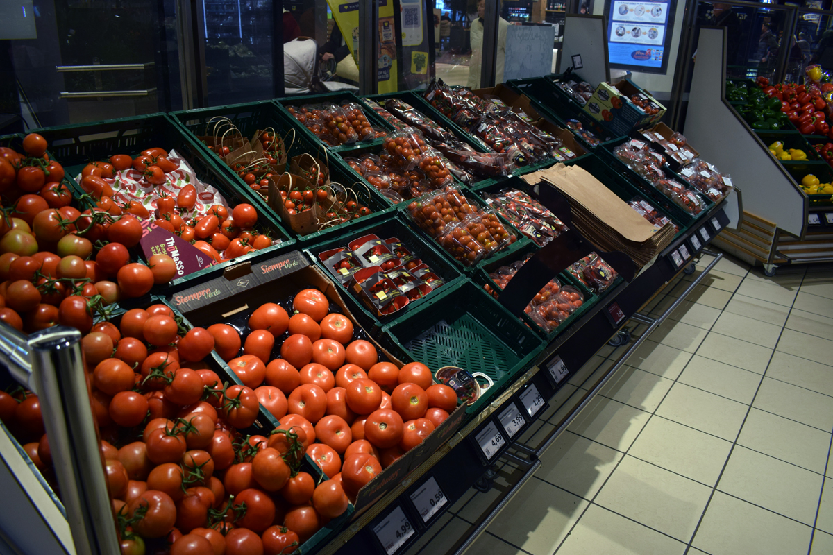 Marcel Besang, Edeka, E-center, Marktkauf-Center, Bergedorf, regional, lokale Produkte, Frische, Nachhaltigkeit, kurze Transportwege