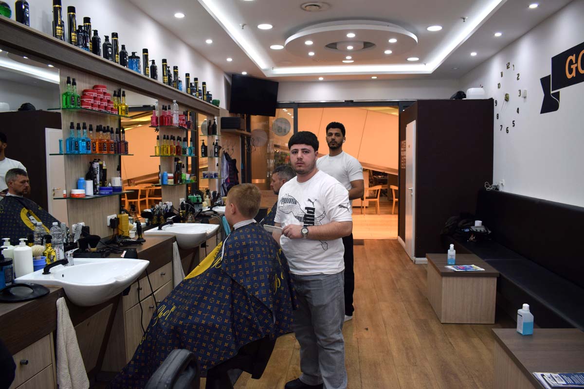 Goldene Schere, Barber-Shop, Barbier, Herren, Damen, Kinder, Kurzhaarschnitte, Bartpflege, Entfernung Gesichtshaare, Marktkauf-Center-Bergedorf, Dienstleister
