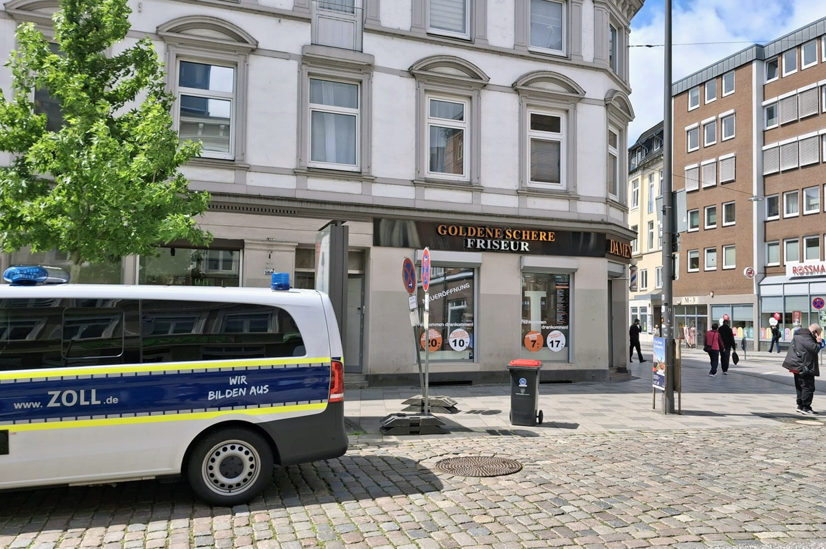 Kontrolle, Schwarzarbeit, Zoll Hamburg, Goldene Schere, Barbershops, Bergedorf