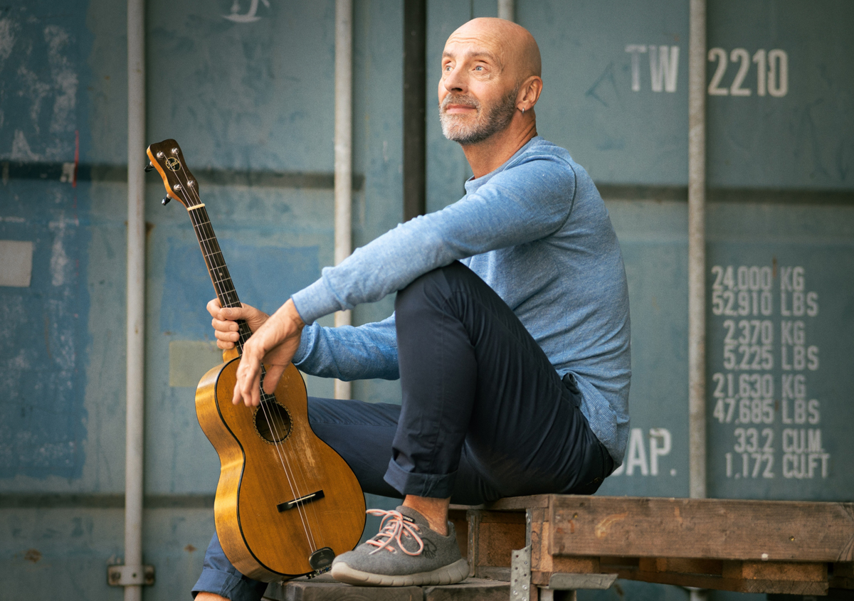 LOLA Kulturzentrum, Sommersalon, Kultur unter freiem Himmel, Reggea-Vibes, Wortgefechte, Biergarten, Bergedorf, Bezirk Bergedorf, Hamburg, Open-Air-Bühne, Jon Flemming Olsen