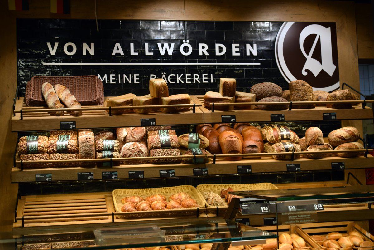 Allwörden, Tradition, Backwaren, Marktkauf-Center-Bergedorf, Bäckereicafé, Kuchen, Torten, Brötchen, Brot, Croissant, Regional