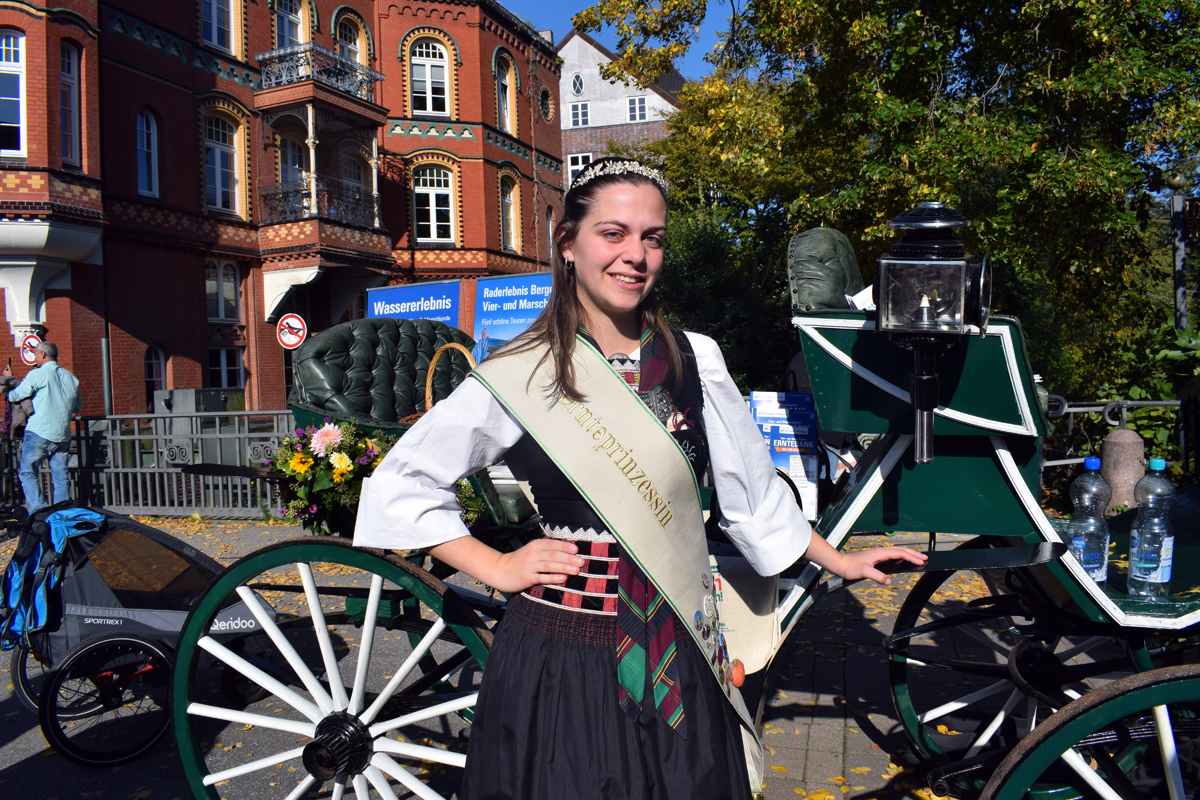 Vier- und Marschlande, Erntedank, Fest, 80 Wagen, Norddeutschlands größter Ernteumzug, Tradition, Erntedankfest, News, Nachrichten aus Bergedorf, Hamburg